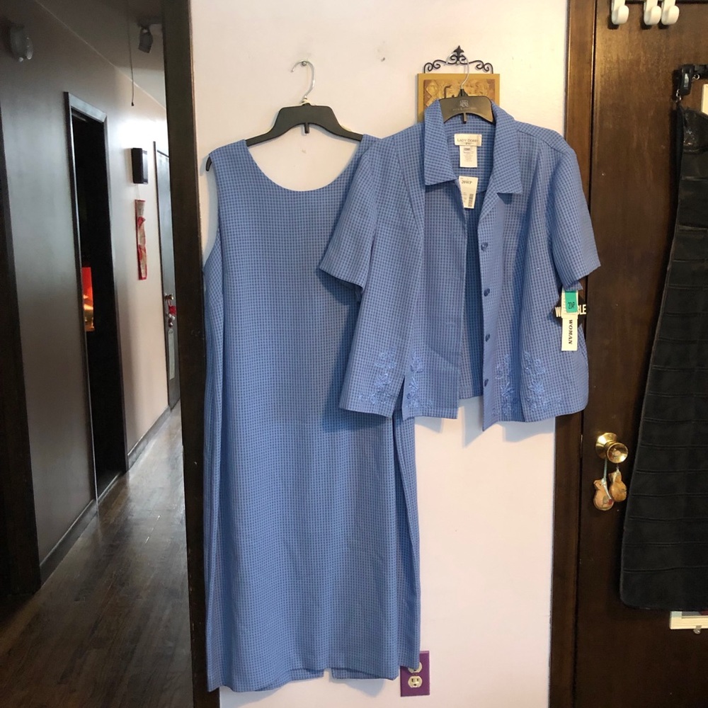 🎉 HOST PICK 🎉Dress with jacket